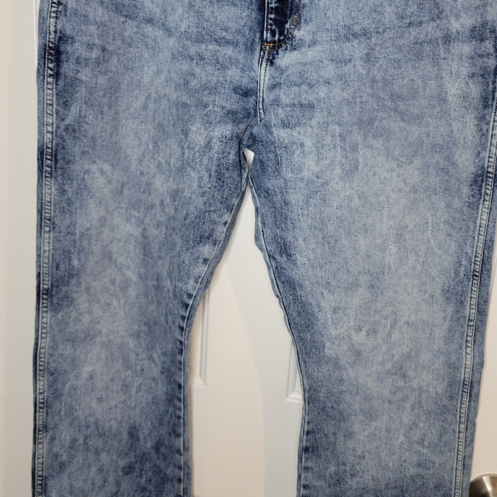 Stylish Blue Denim Jeans